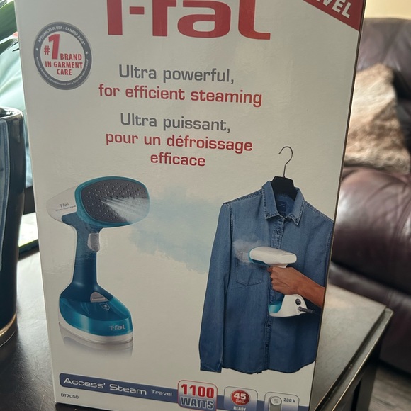 T-Fal hand held clothes steamer - Picture 3 of 4